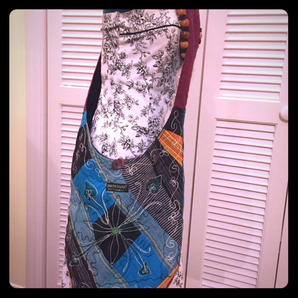 Earth Divas Crossbody Sling Bag